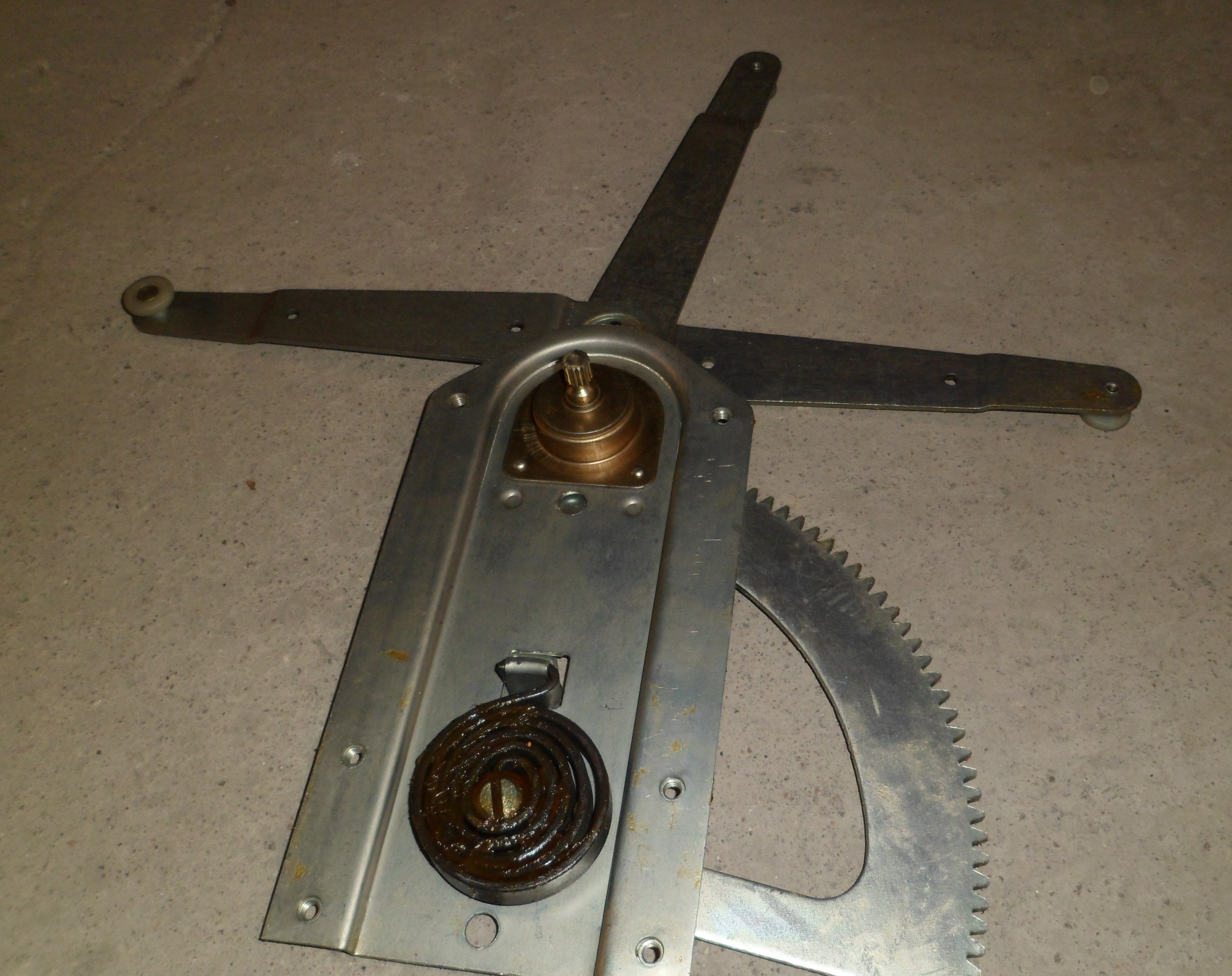 купить Стеклоподьемник левый н/о ЕВРО