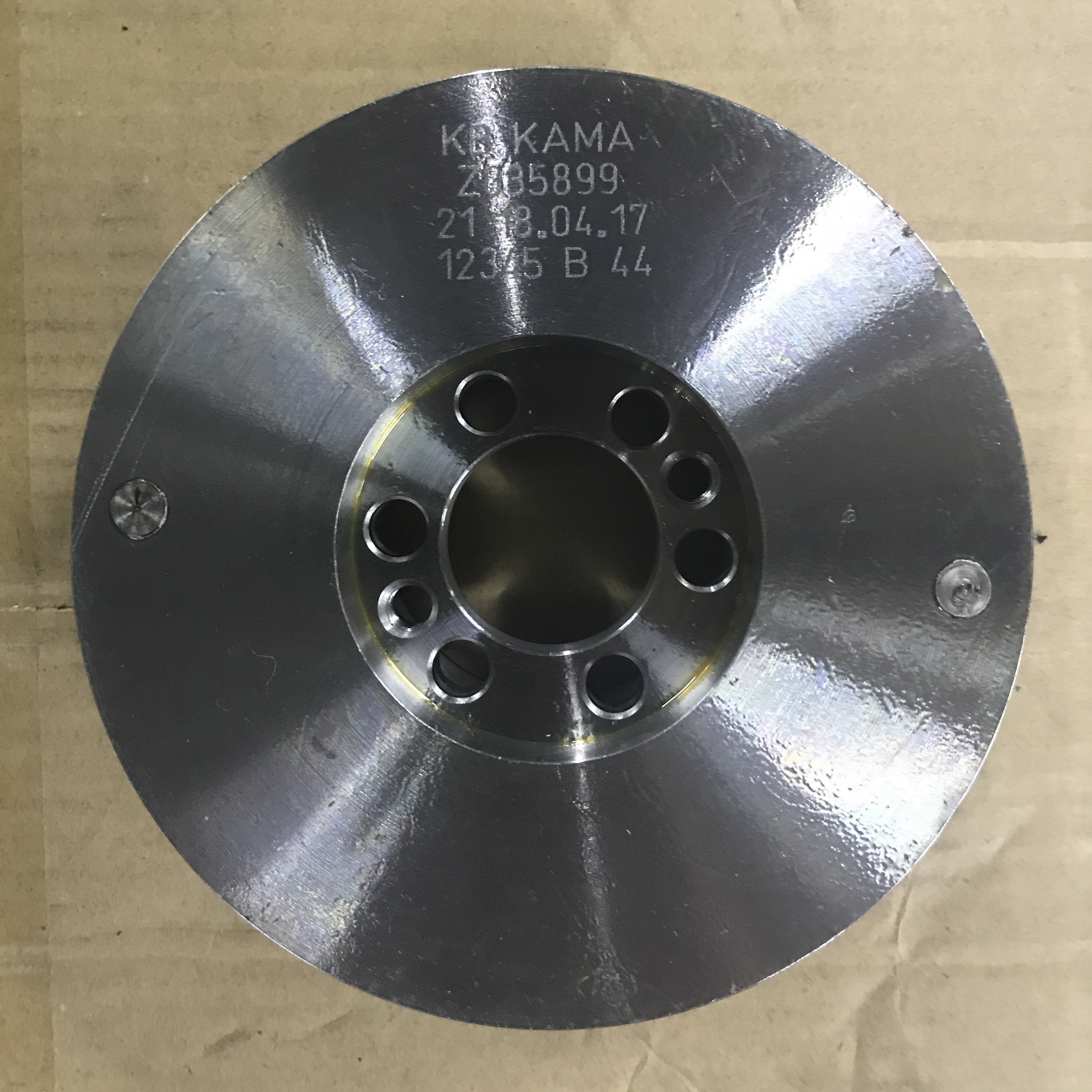 купить Гаситель крутильных колебаний ТНВД Z035899 / Кнорр-Бремзе КАМА