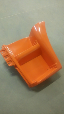 Щиток подножки левый 6520 СПАРЕННЫЙ / ЖЕЛТЫЙ - фото, внешний вид